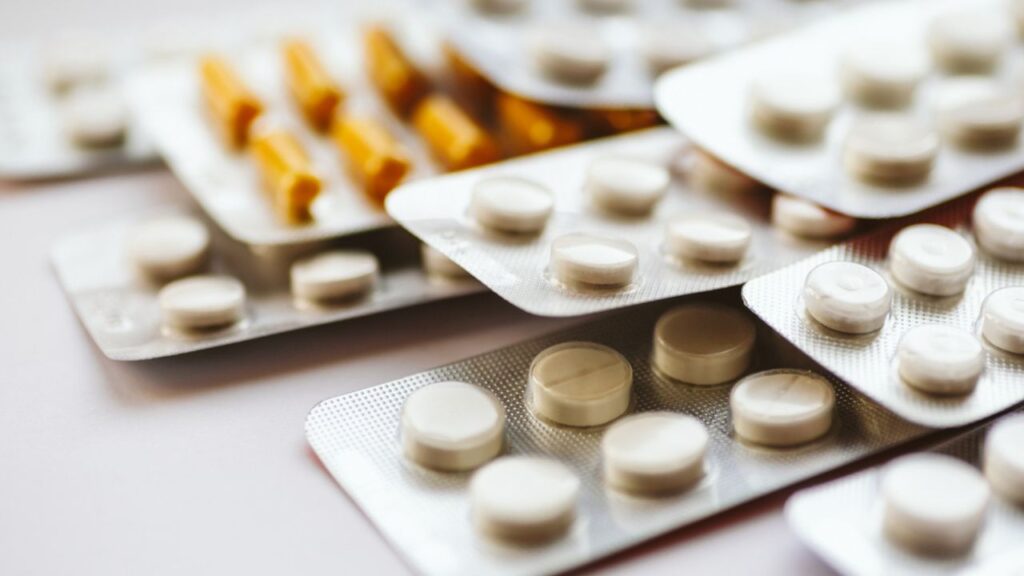 cartelas de medicamento para afta