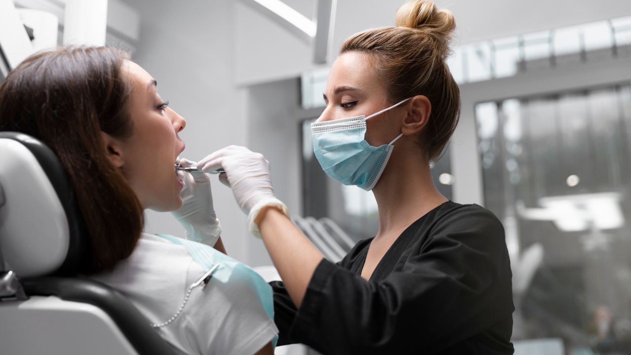 Prevenção de manchas e cáries dentárias Prevenção de manchas e cáries dentárias