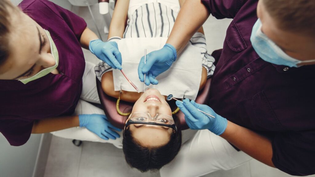 Tipos de Procedimentos Odontológicos